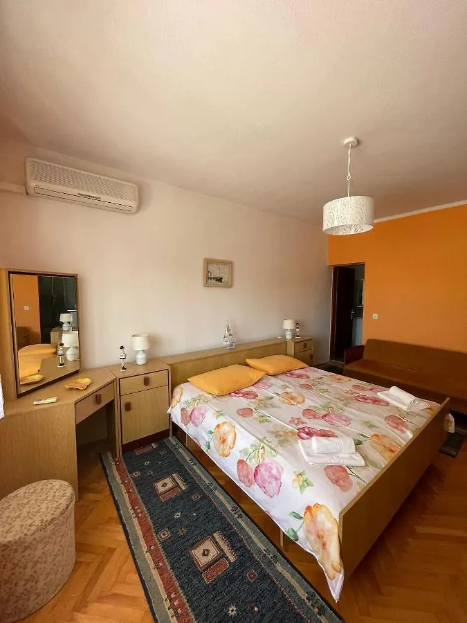 Apartmani Pavat Dramalj 0*,  Croatia