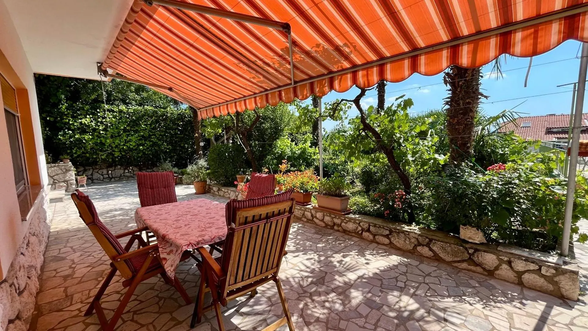 Apartmani Pavat Dramalj 0*,  Croatia